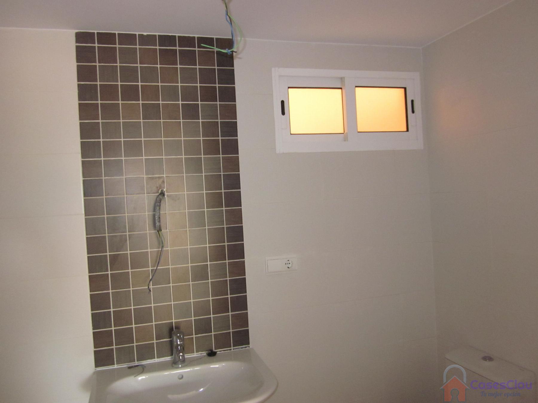 For sale of flat in Cabanes