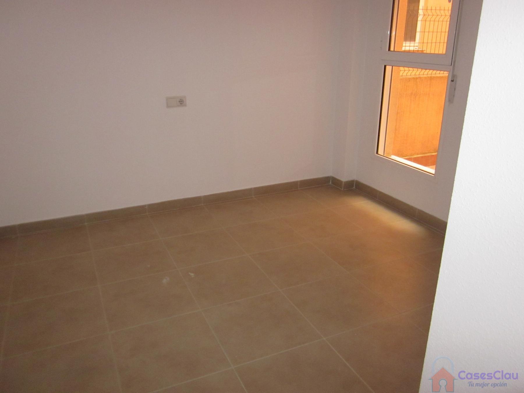 For sale of flat in Cabanes