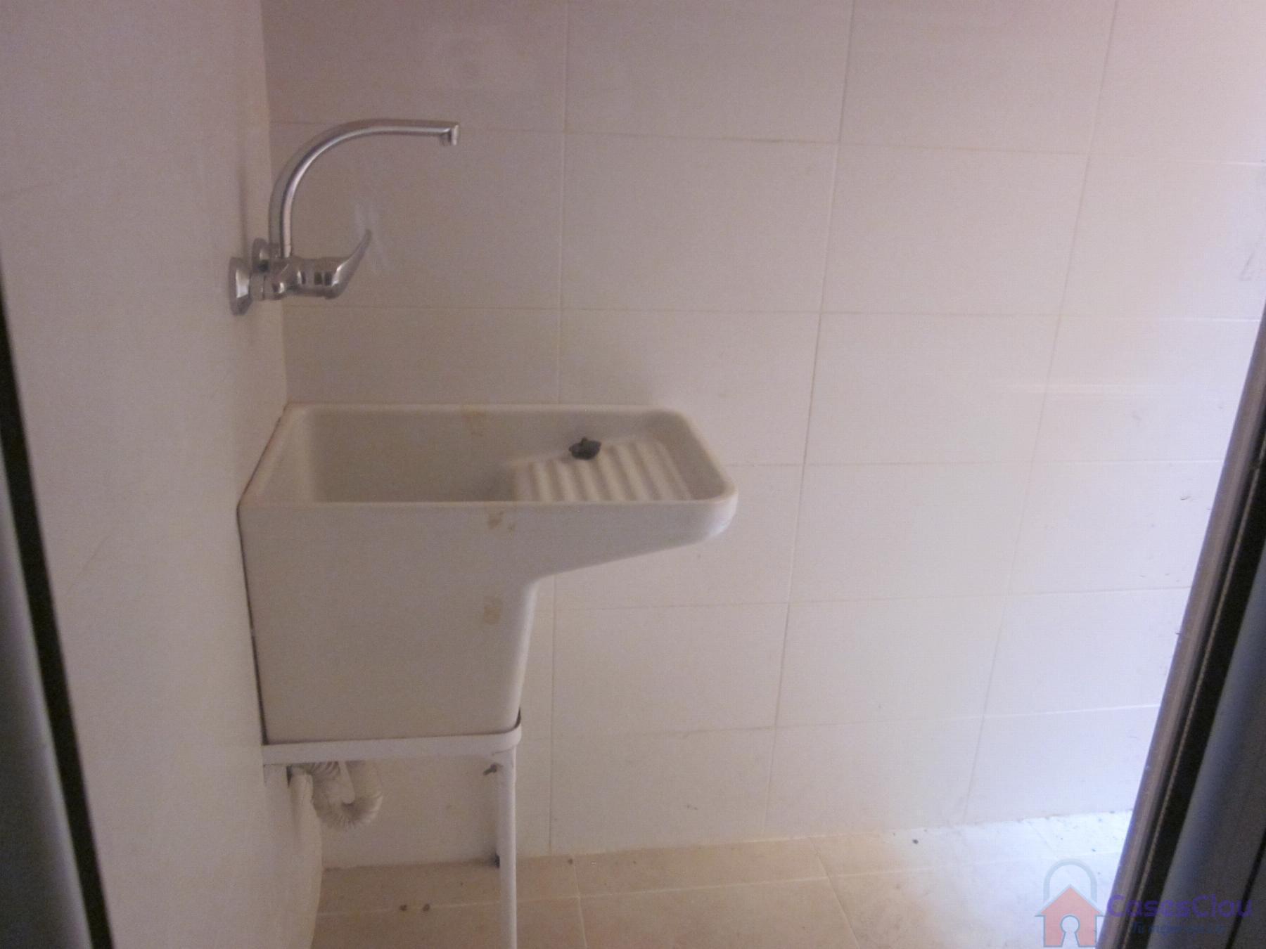 For sale of flat in Cabanes