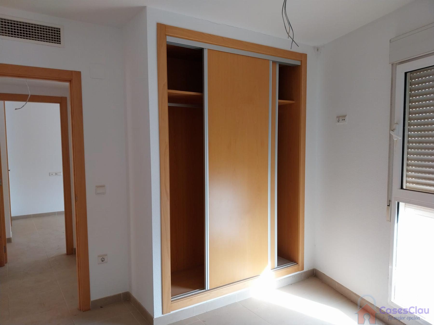 For sale of flat in Cabanes