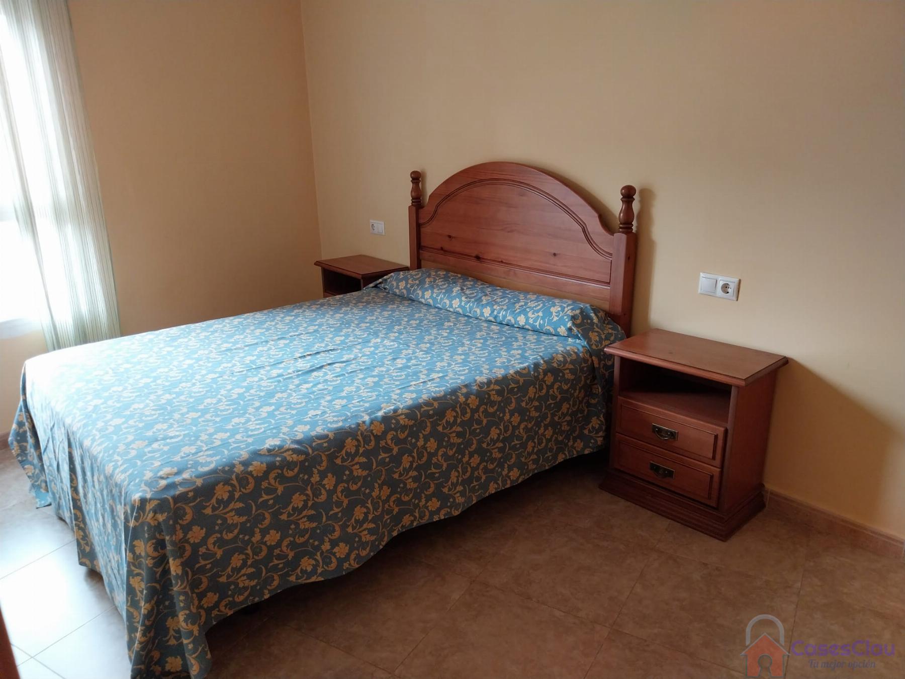 For sale of flat in Cabanes