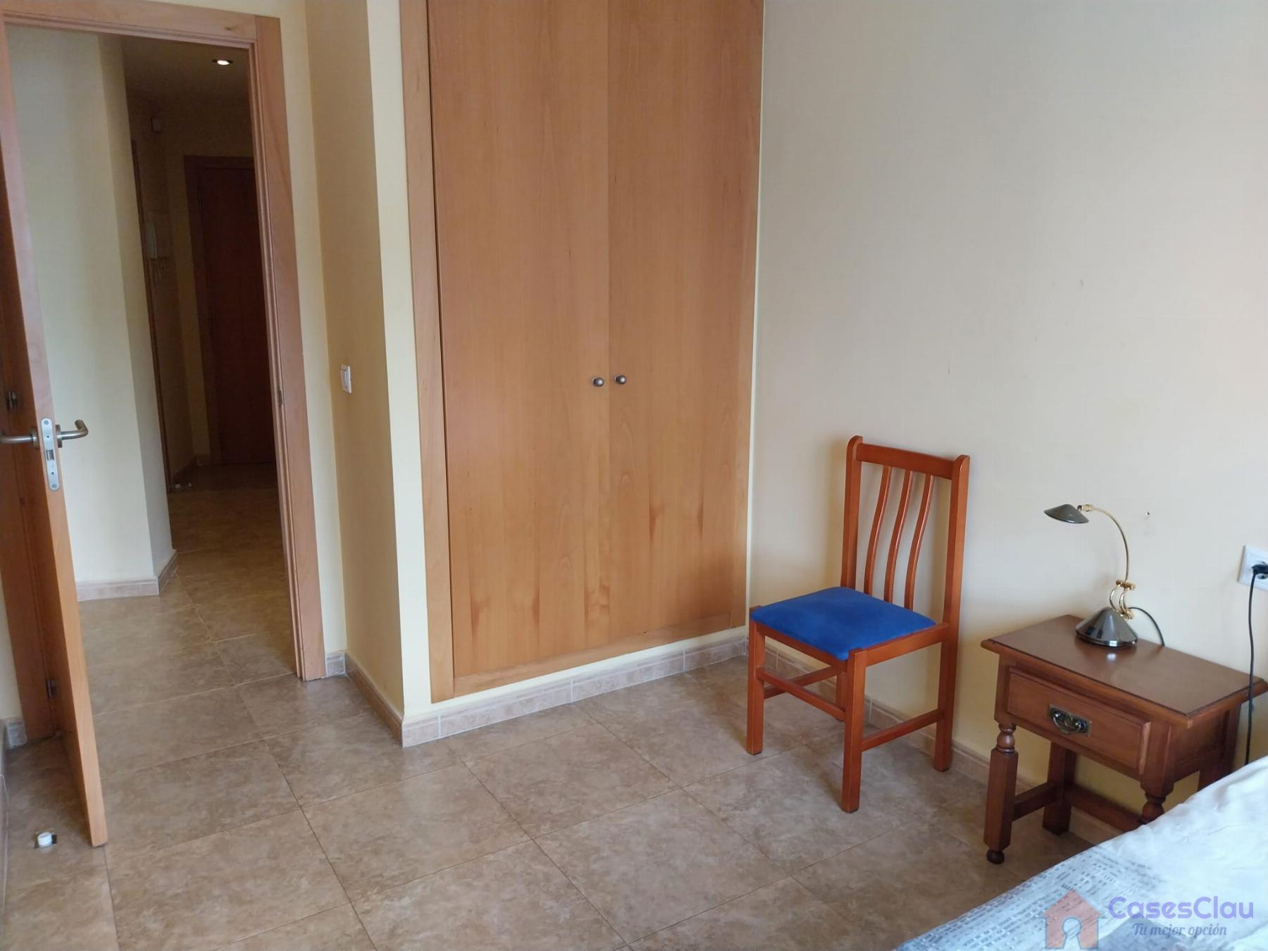 For sale of flat in Cabanes