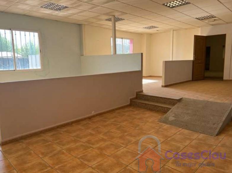 For sale of industrial plant/warehouse in Onda