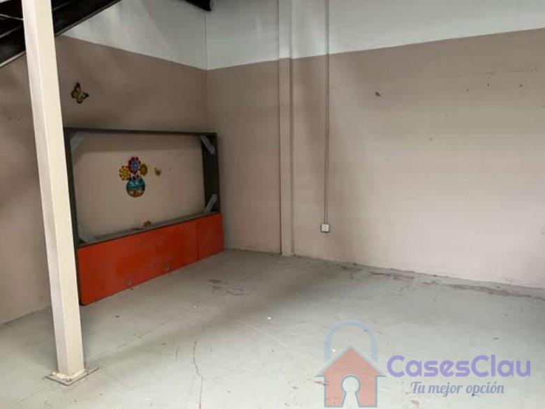 For sale of industrial plant/warehouse in Onda