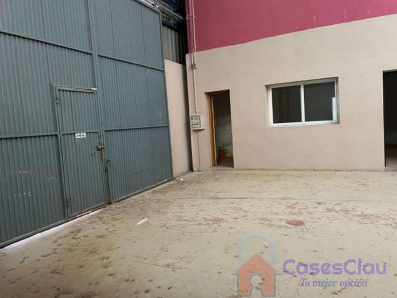 For sale of industrial plant/warehouse in Onda