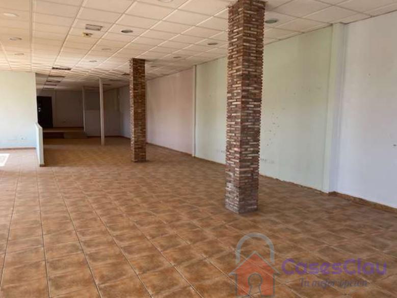 For sale of industrial plant/warehouse in Onda