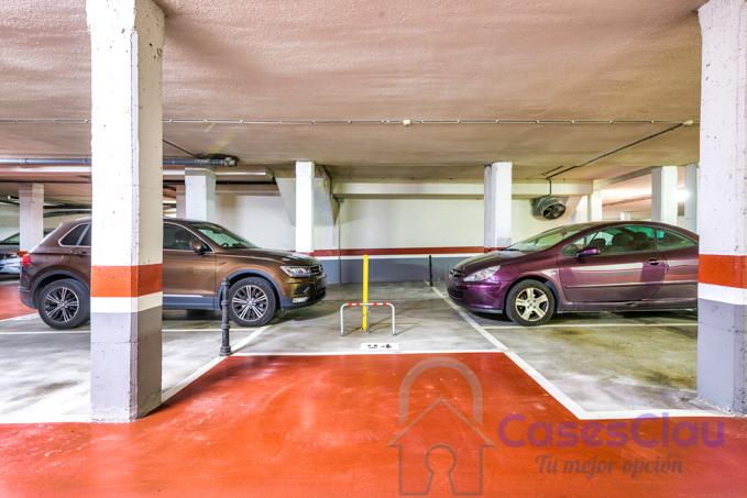 For sale of garage in Castellón
