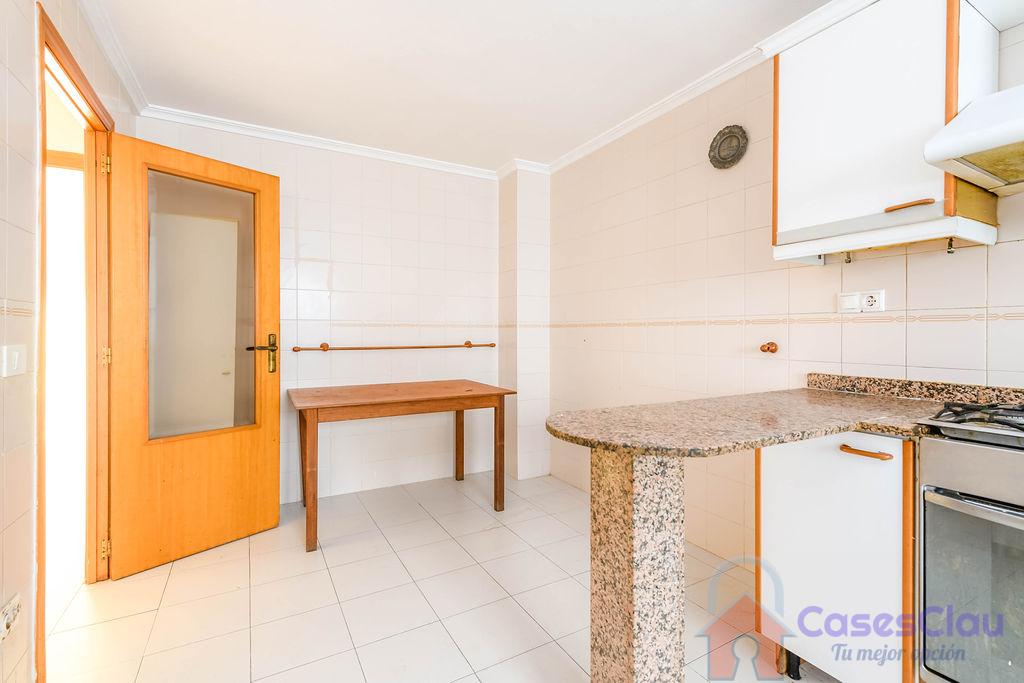 For sale of flat in Oropesa del Mar