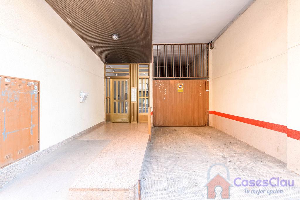 For sale of flat in Oropesa del Mar