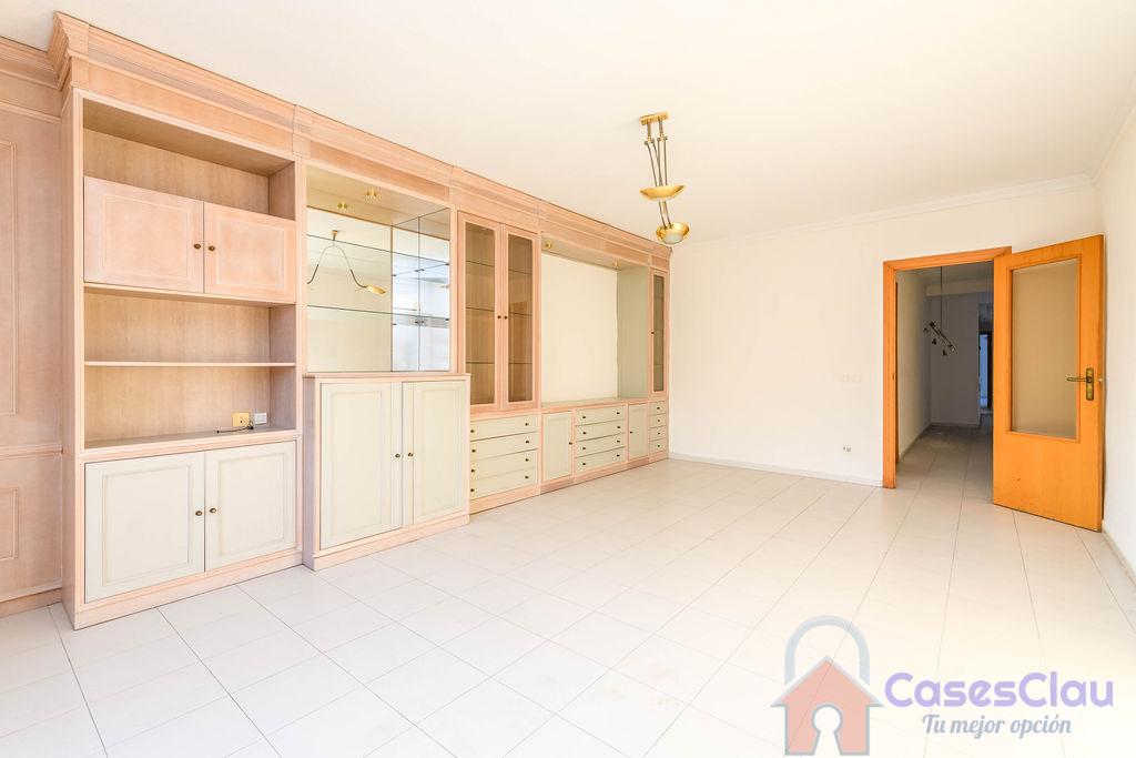 For sale of flat in Oropesa del Mar