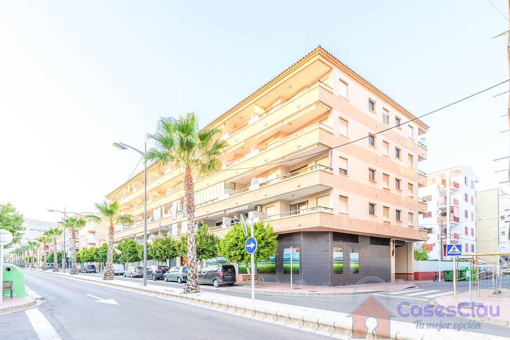 For sale of flat in Oropesa del Mar