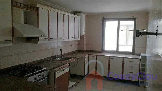 For sale of flat in Oropesa del Mar