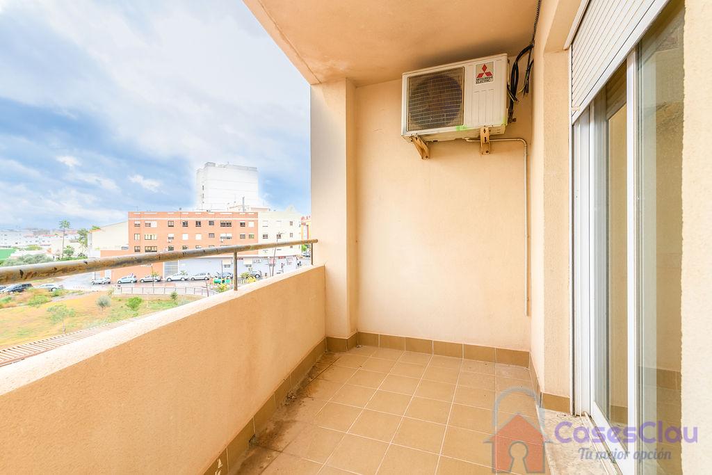 For sale of flat in Castellón