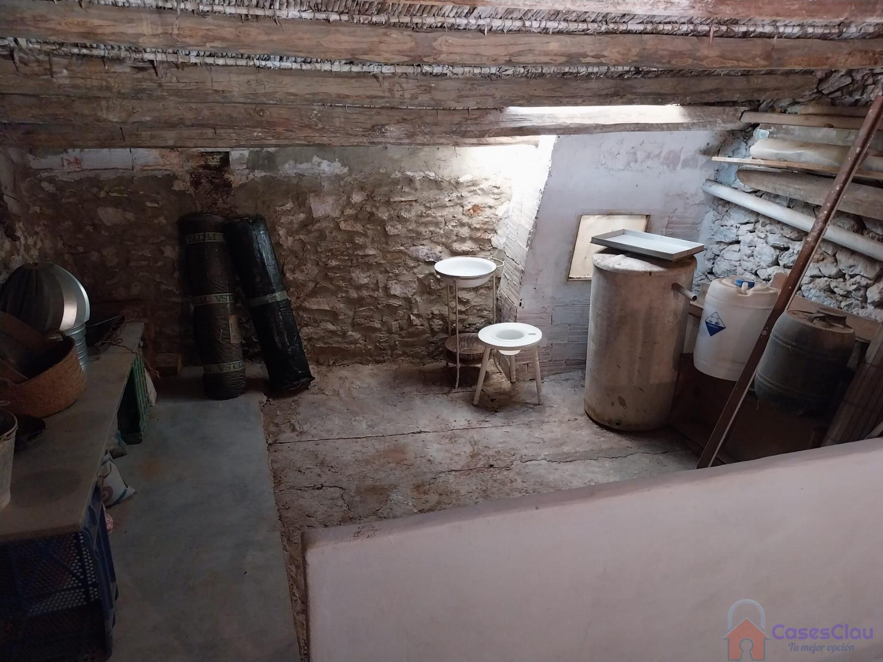 For sale of house in Cabanes