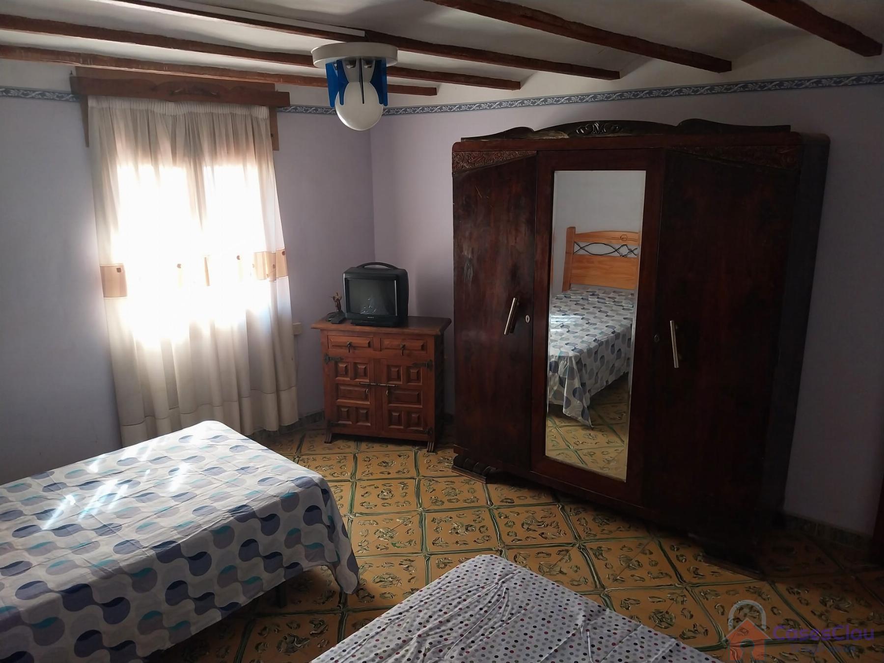 For sale of house in Cabanes