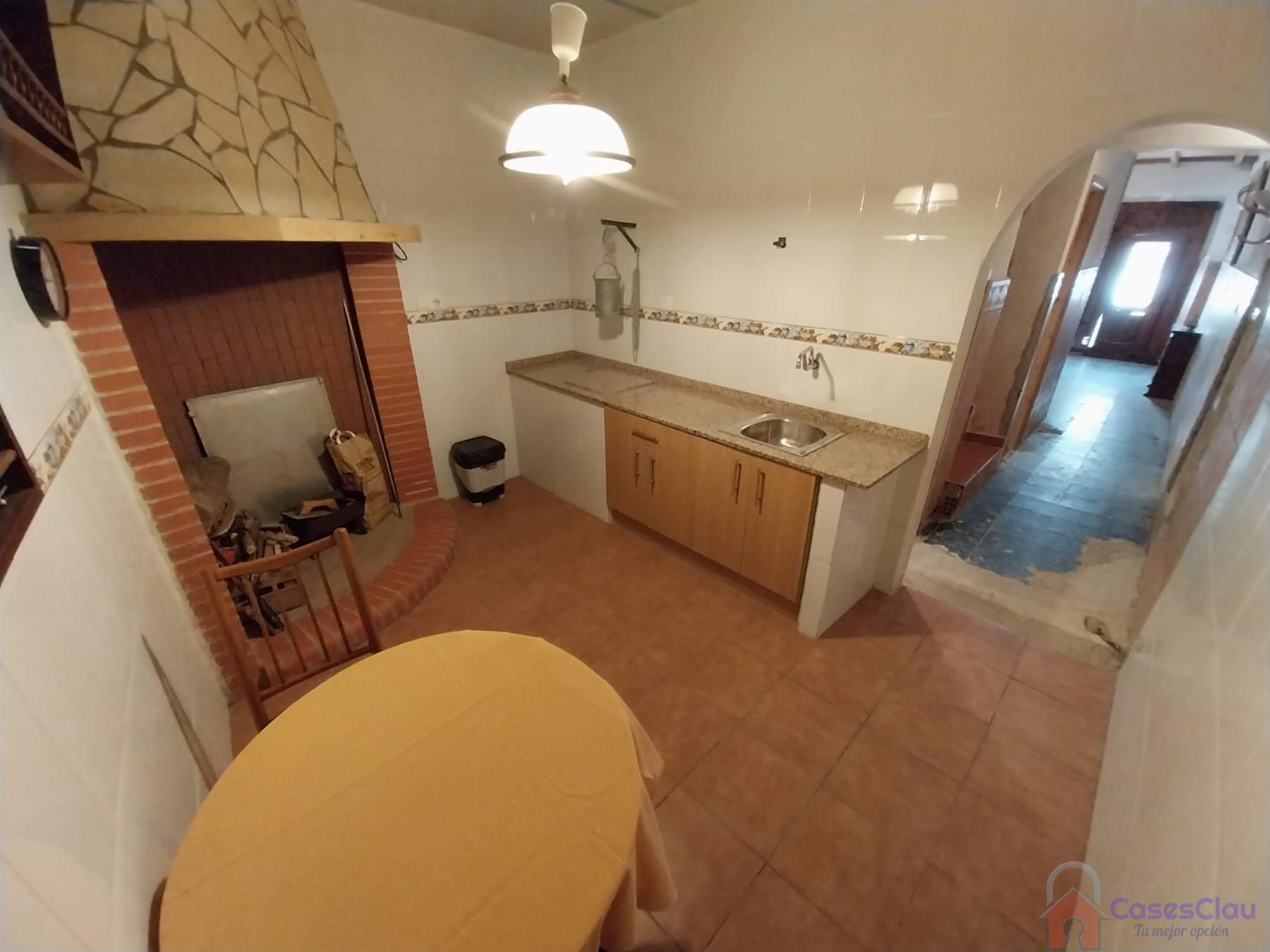 For sale of house in Cabanes