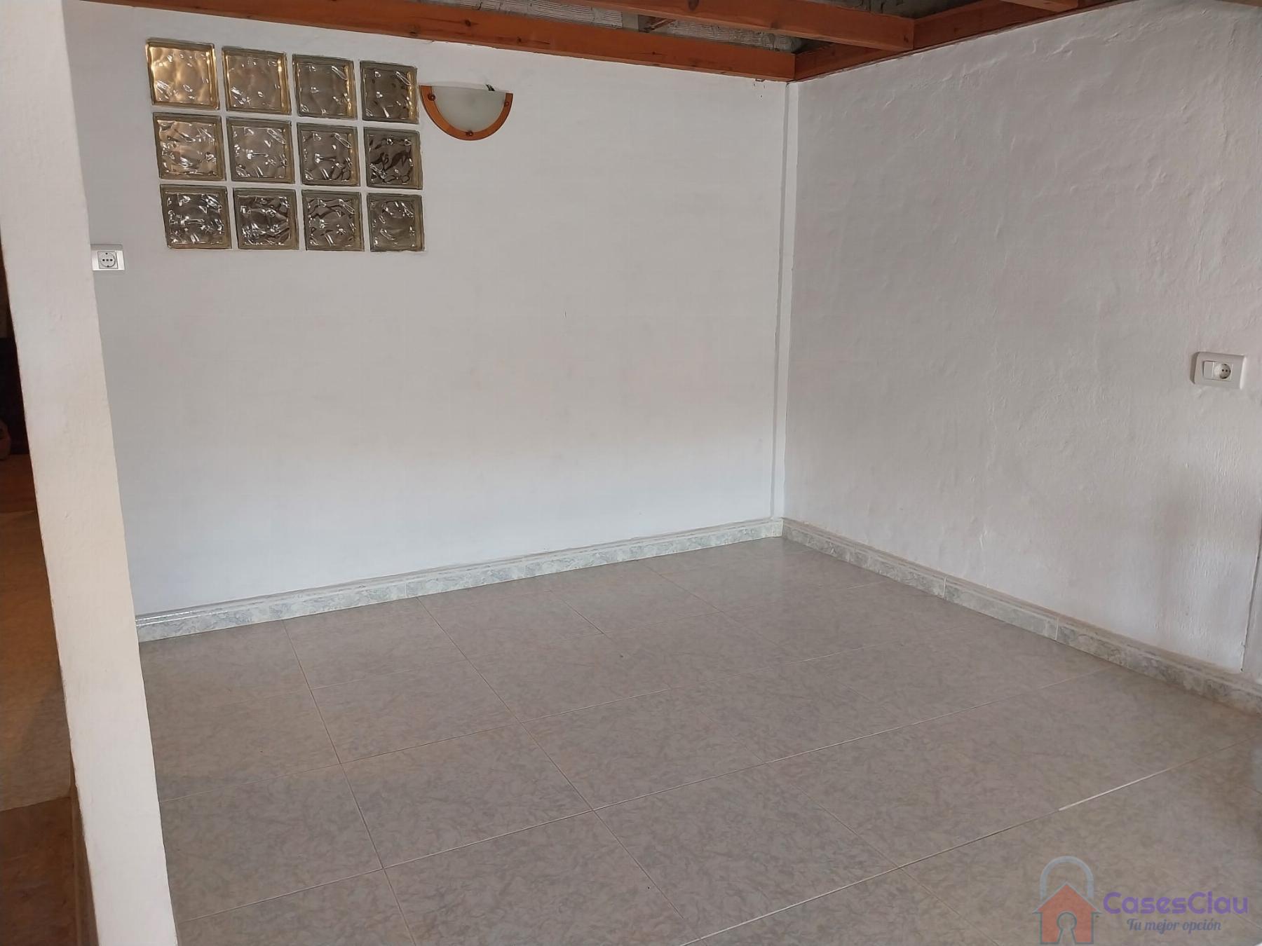 For sale of house in Cabanes