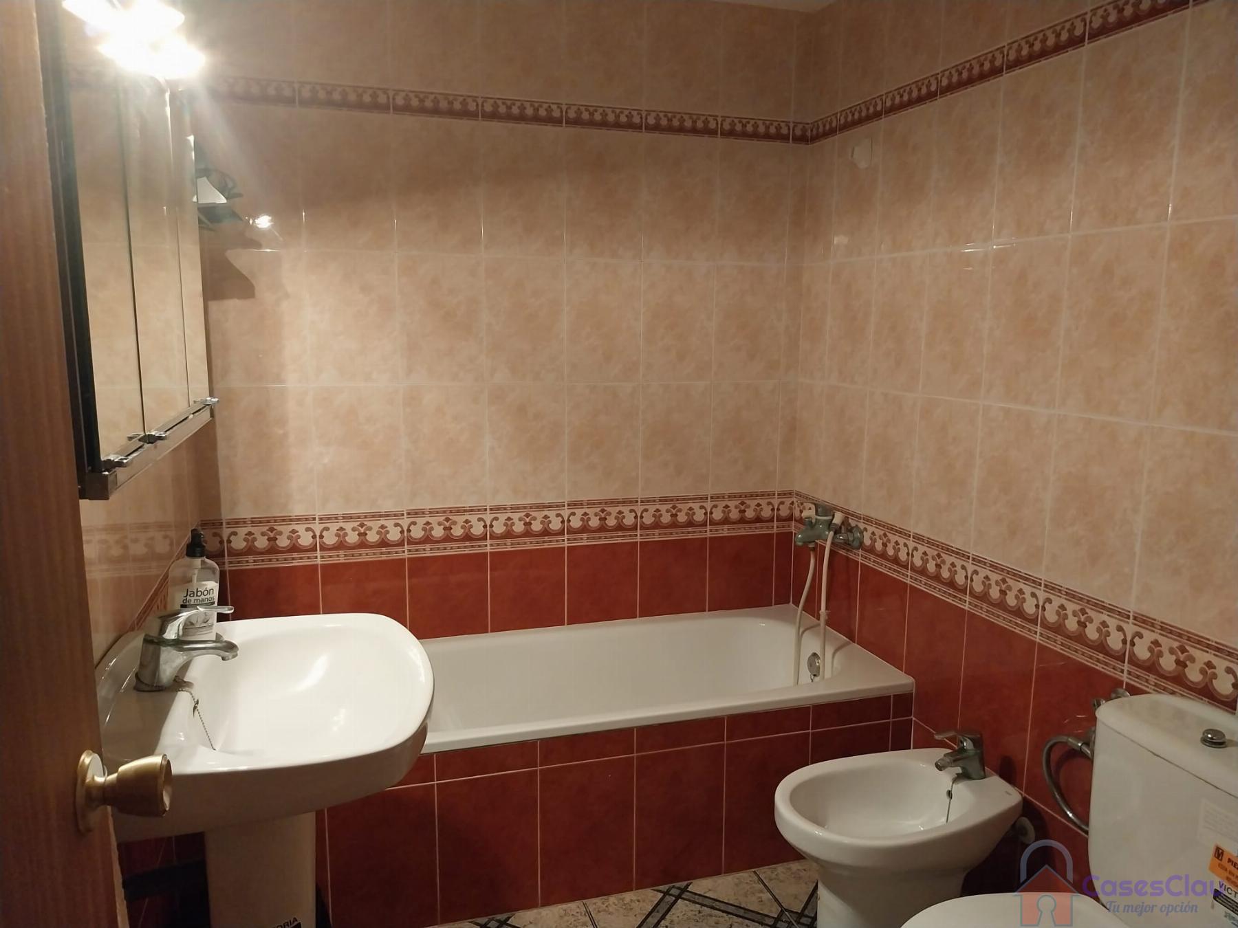 For sale of house in Cabanes