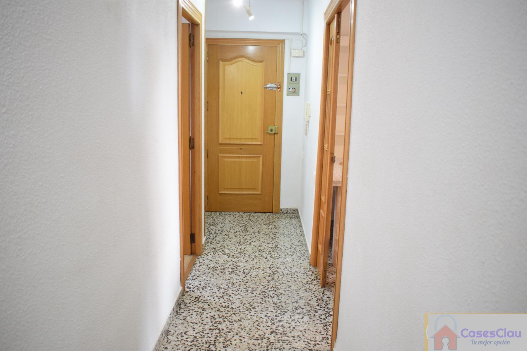 For sale of flat in Castellón