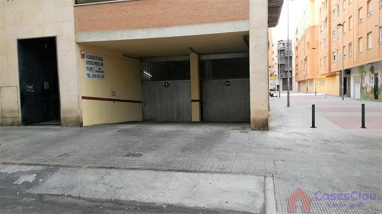 For sale of garage in Castellón