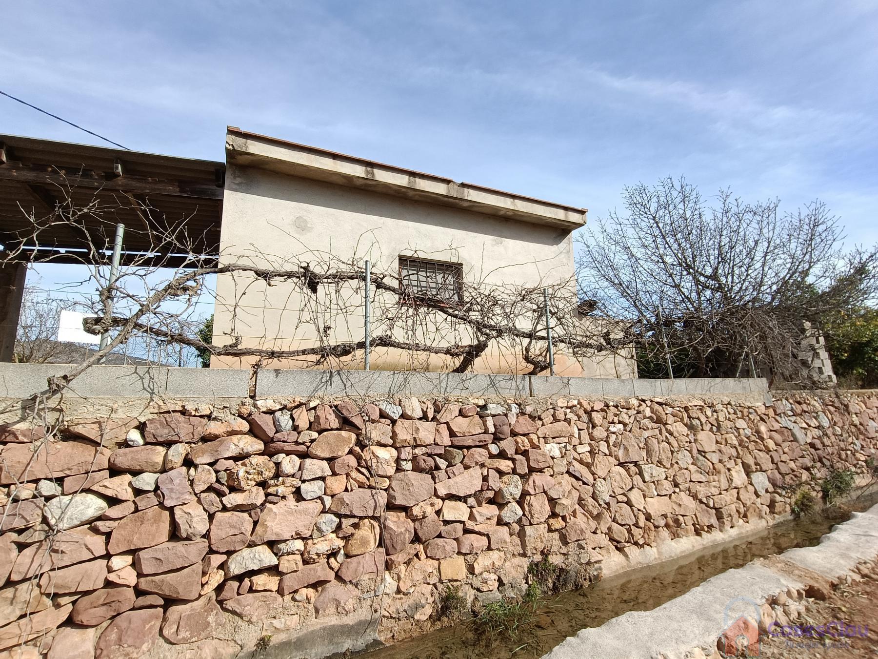 For sale of rural property in Borriol