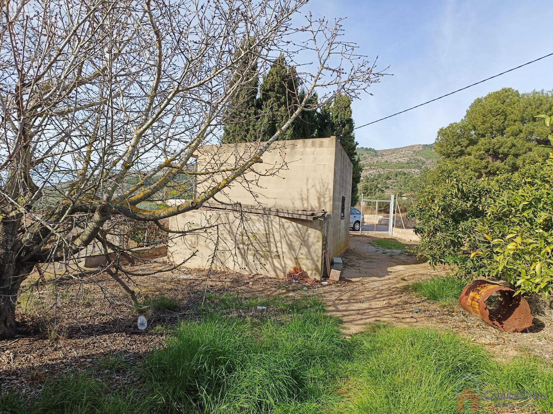 For sale of rural property in Borriol