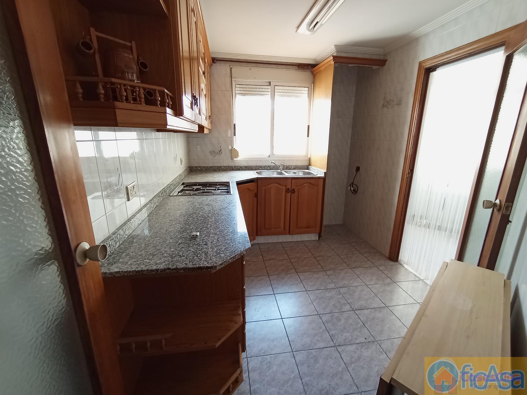 For sale of flat in Castellón
