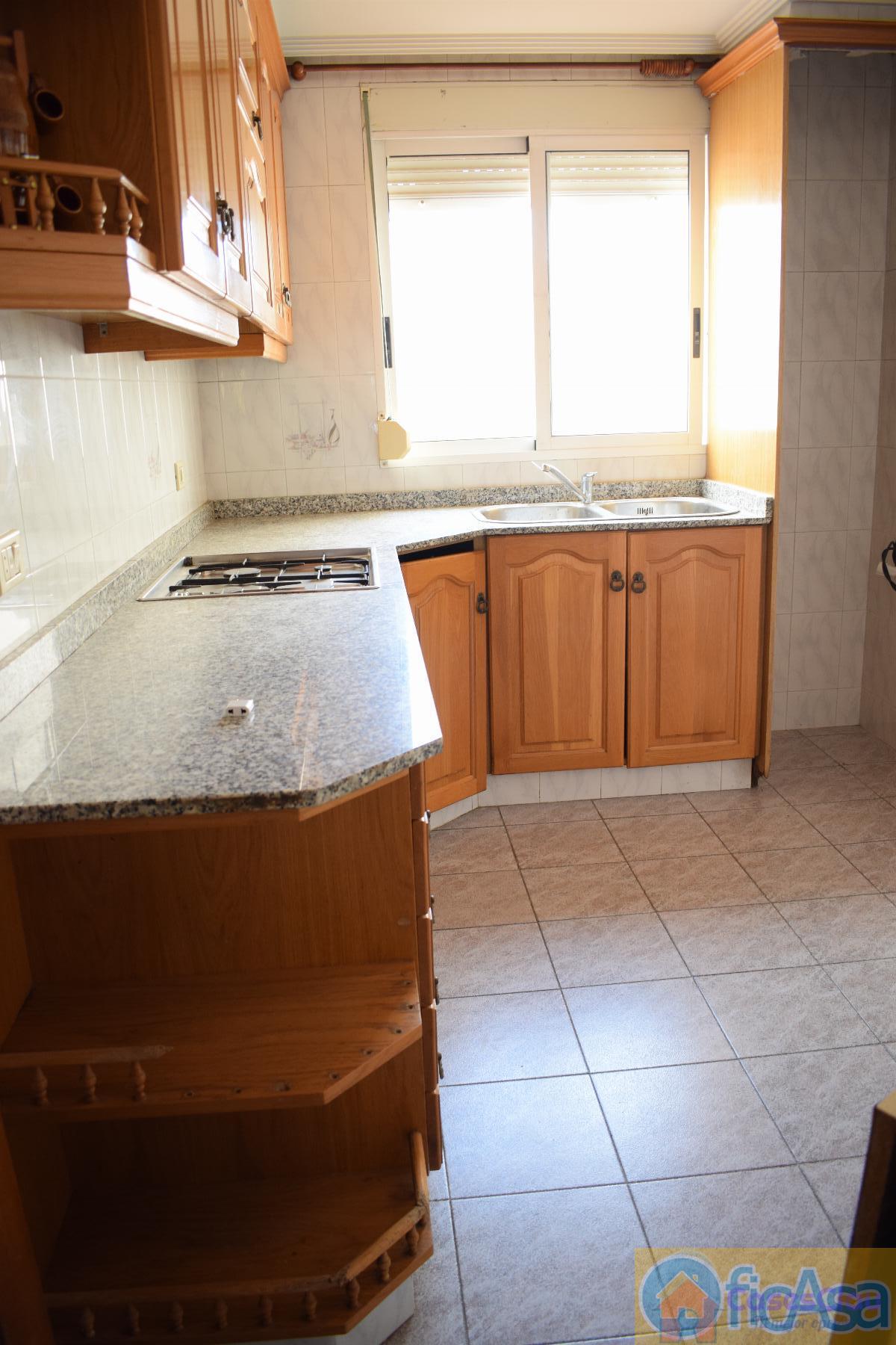 For sale of flat in Castellón