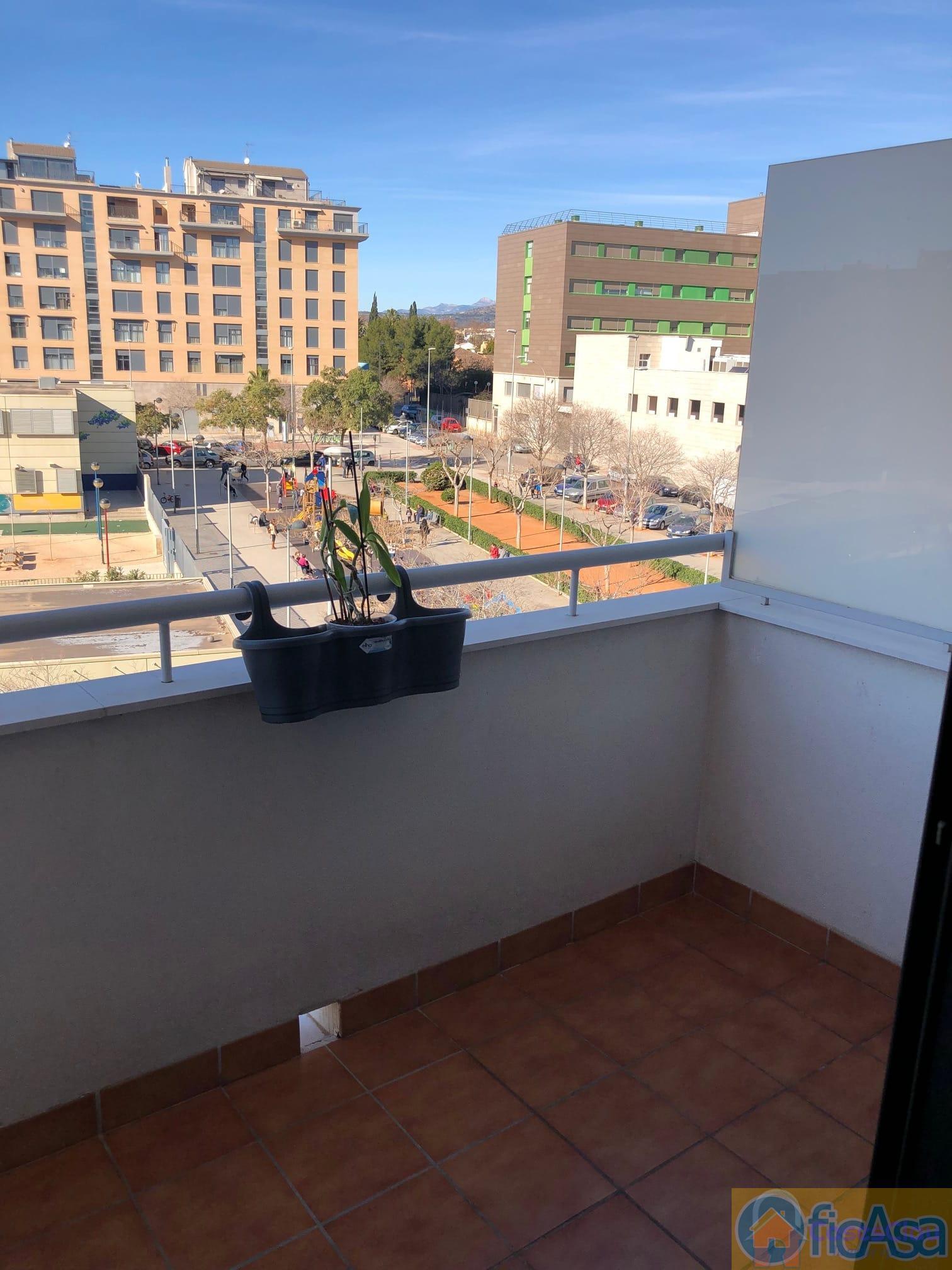 For sale of flat in Castellón
