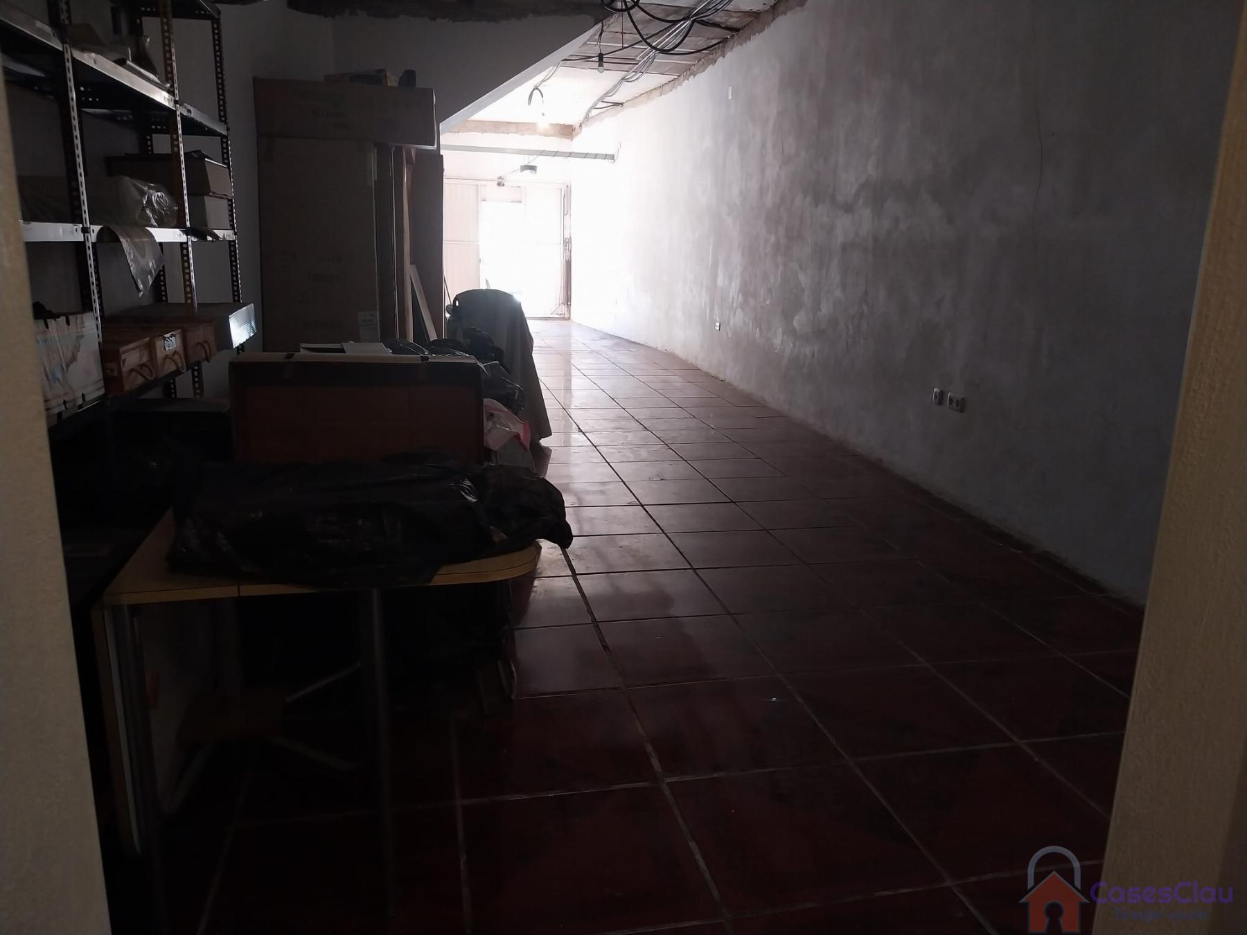 For rent of commercial in Castellón