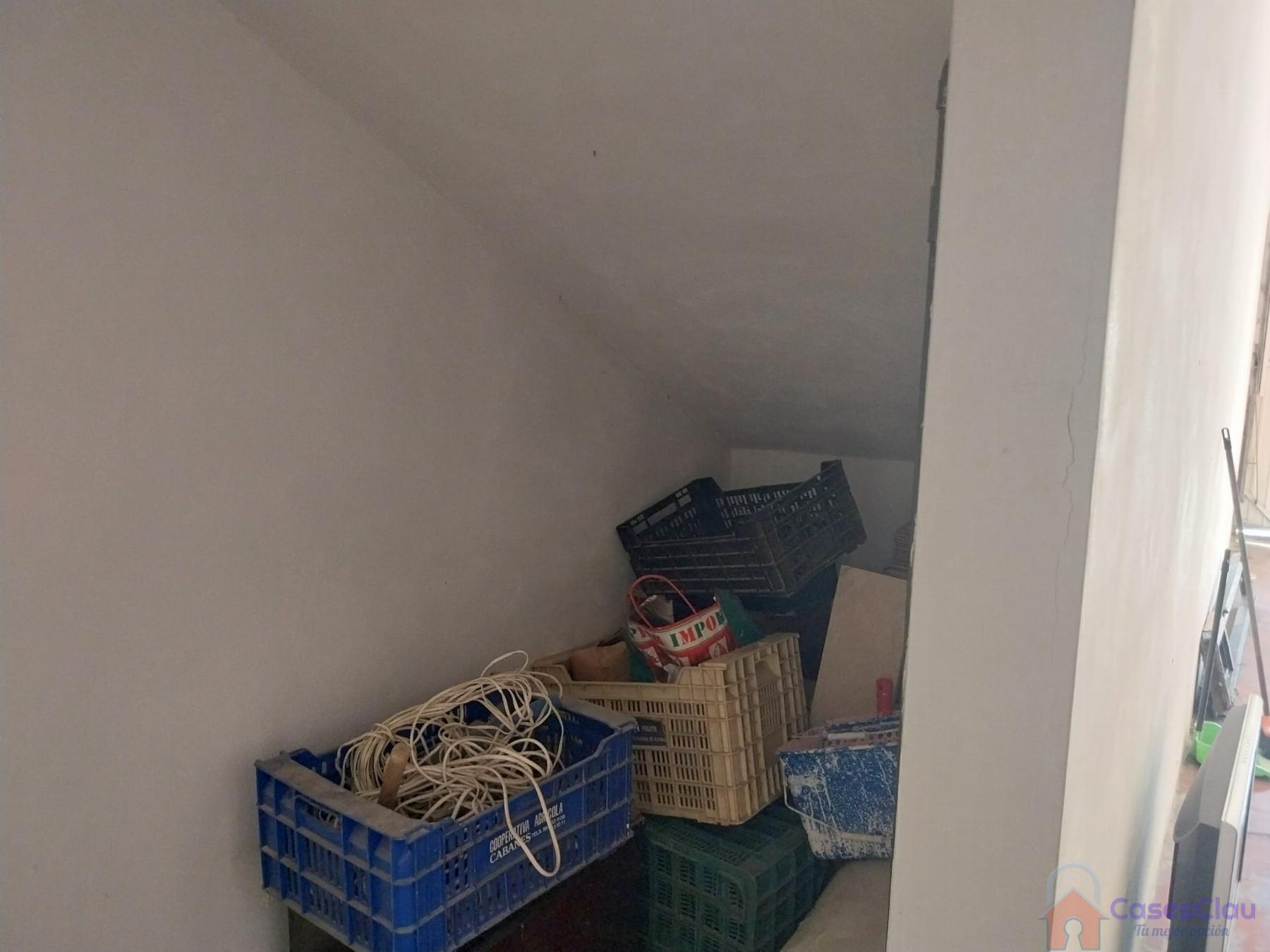 For rent of commercial in Castellón