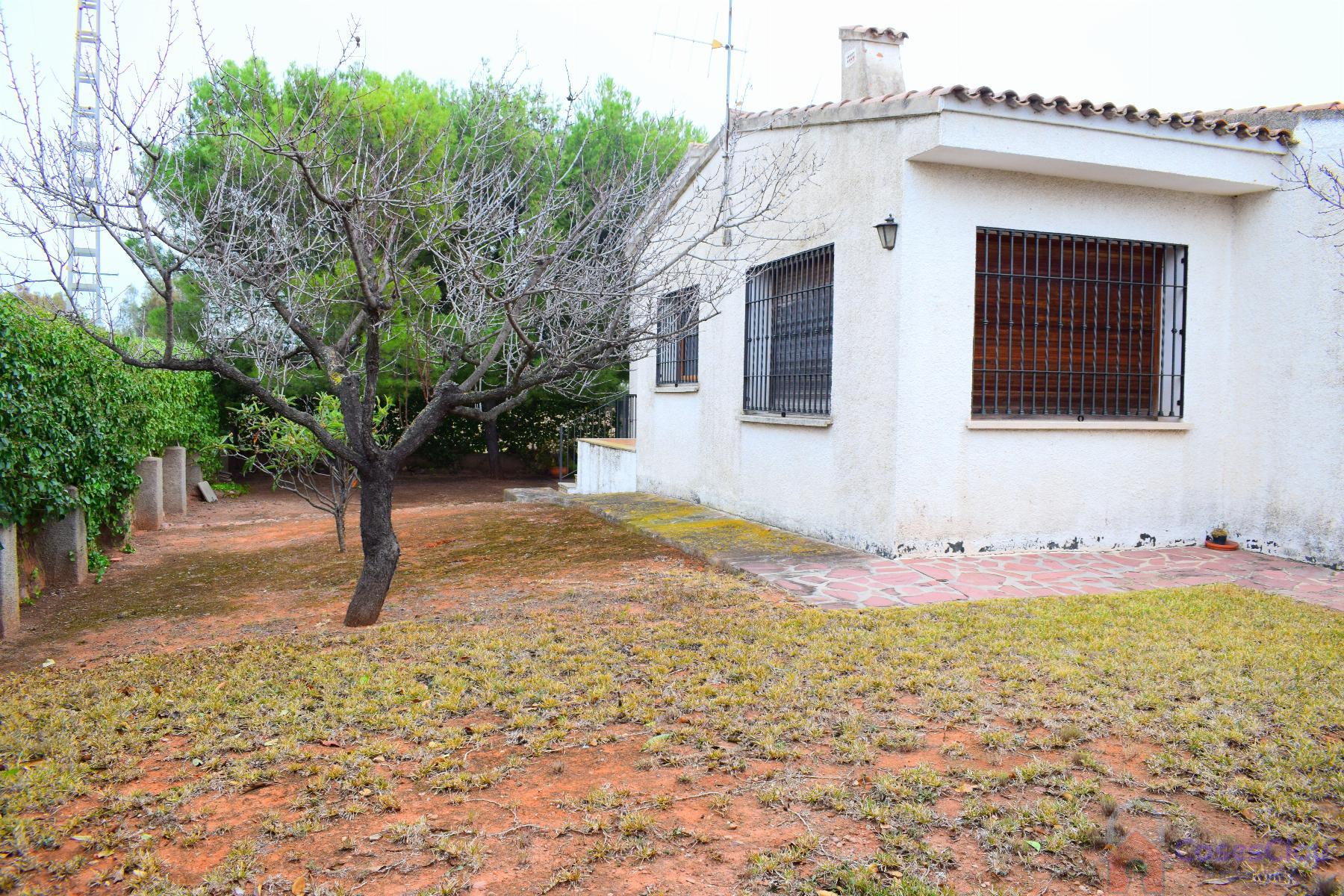 For sale of villa in Benicasim