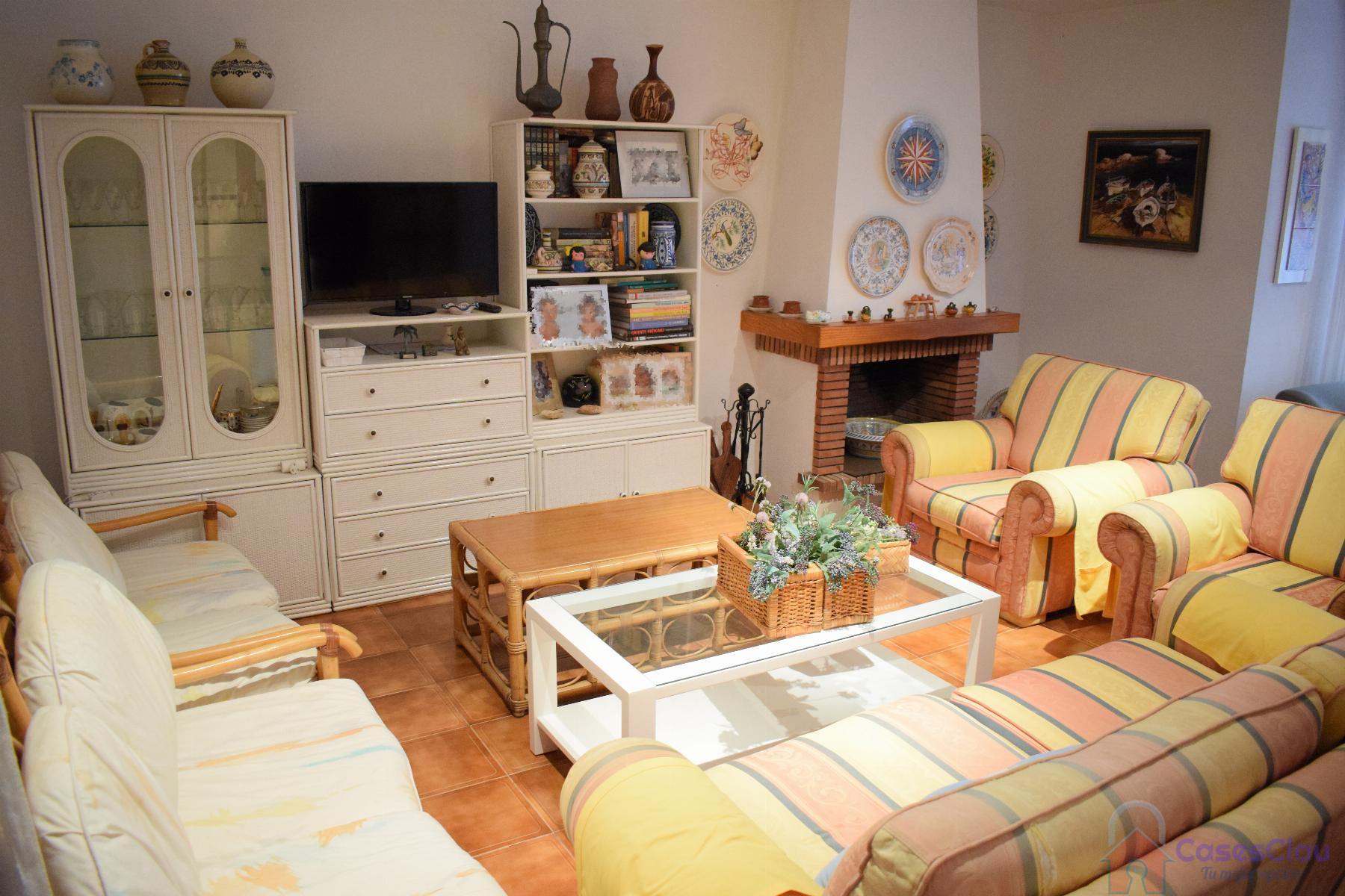 For sale of villa in Benicasim
