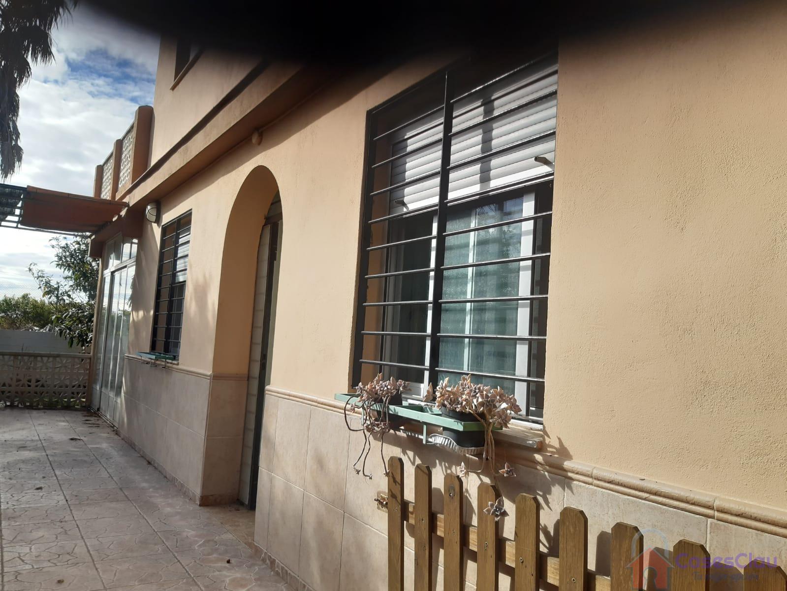 Venta de chalet en Castellón