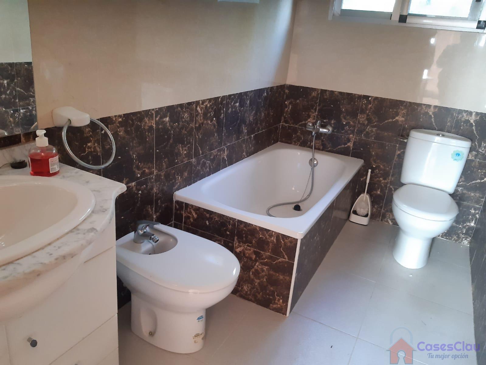 Venta de chalet en Castellón