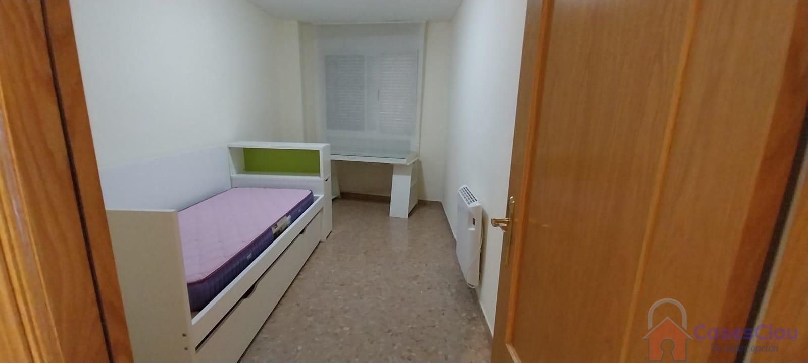 For sale of flat in Castellón