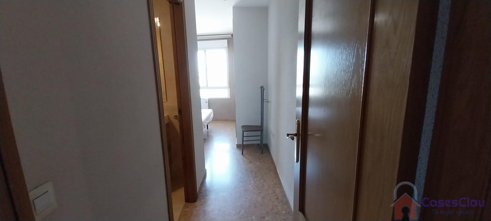 For sale of flat in Castellón