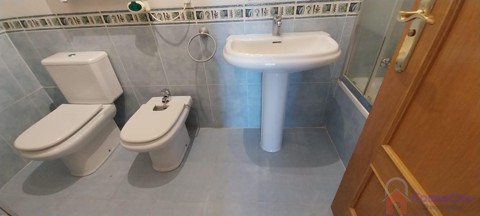 For sale of flat in Castellón