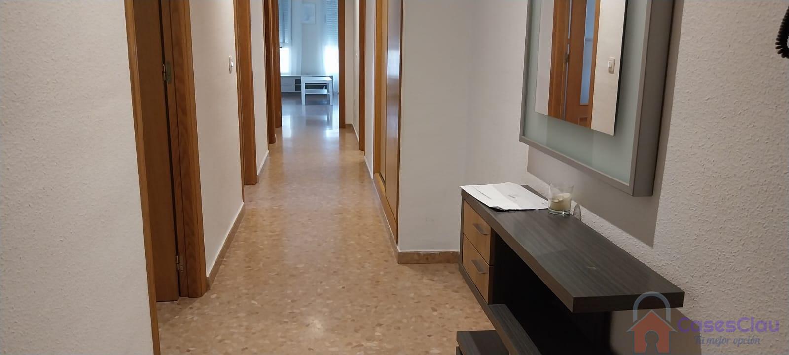 For sale of flat in Castellón