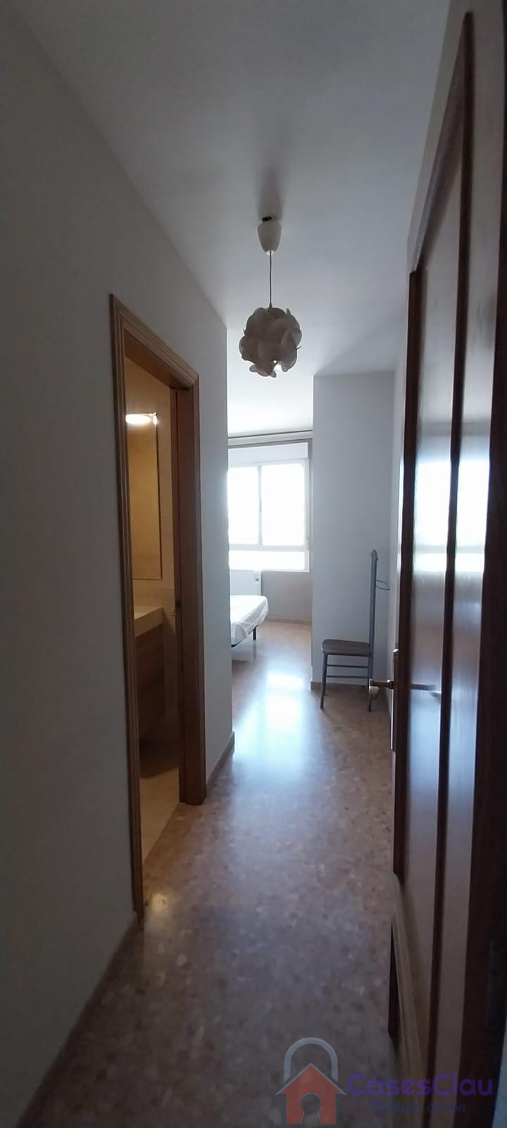 For sale of flat in Castellón