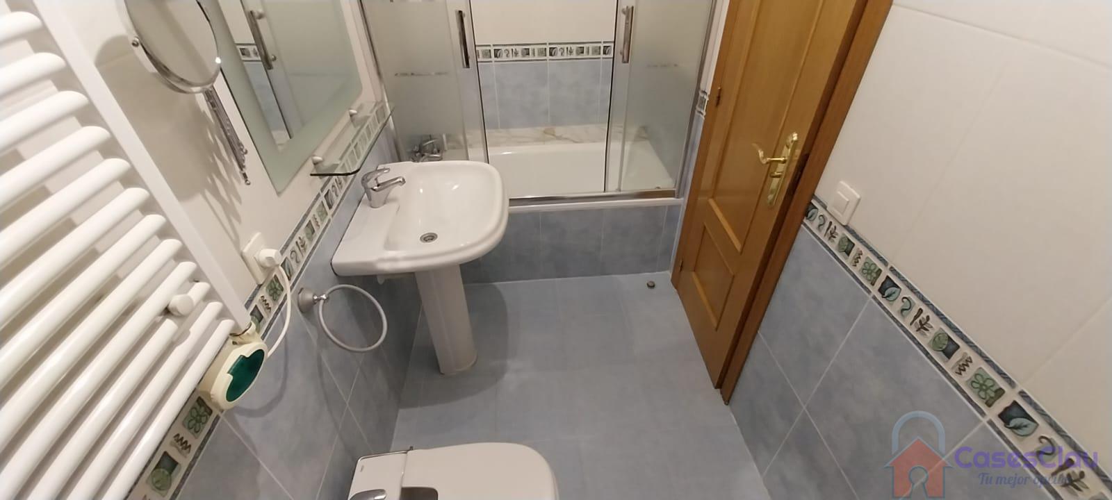 For sale of flat in Castellón