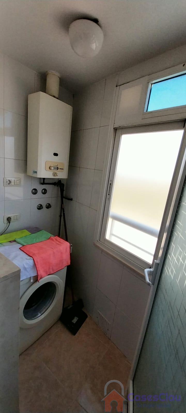 For sale of flat in Castellón