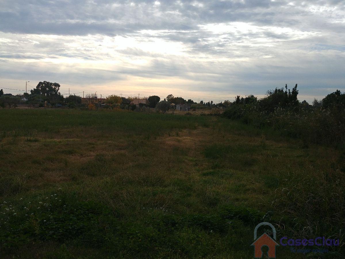 For sale of land in Castellón