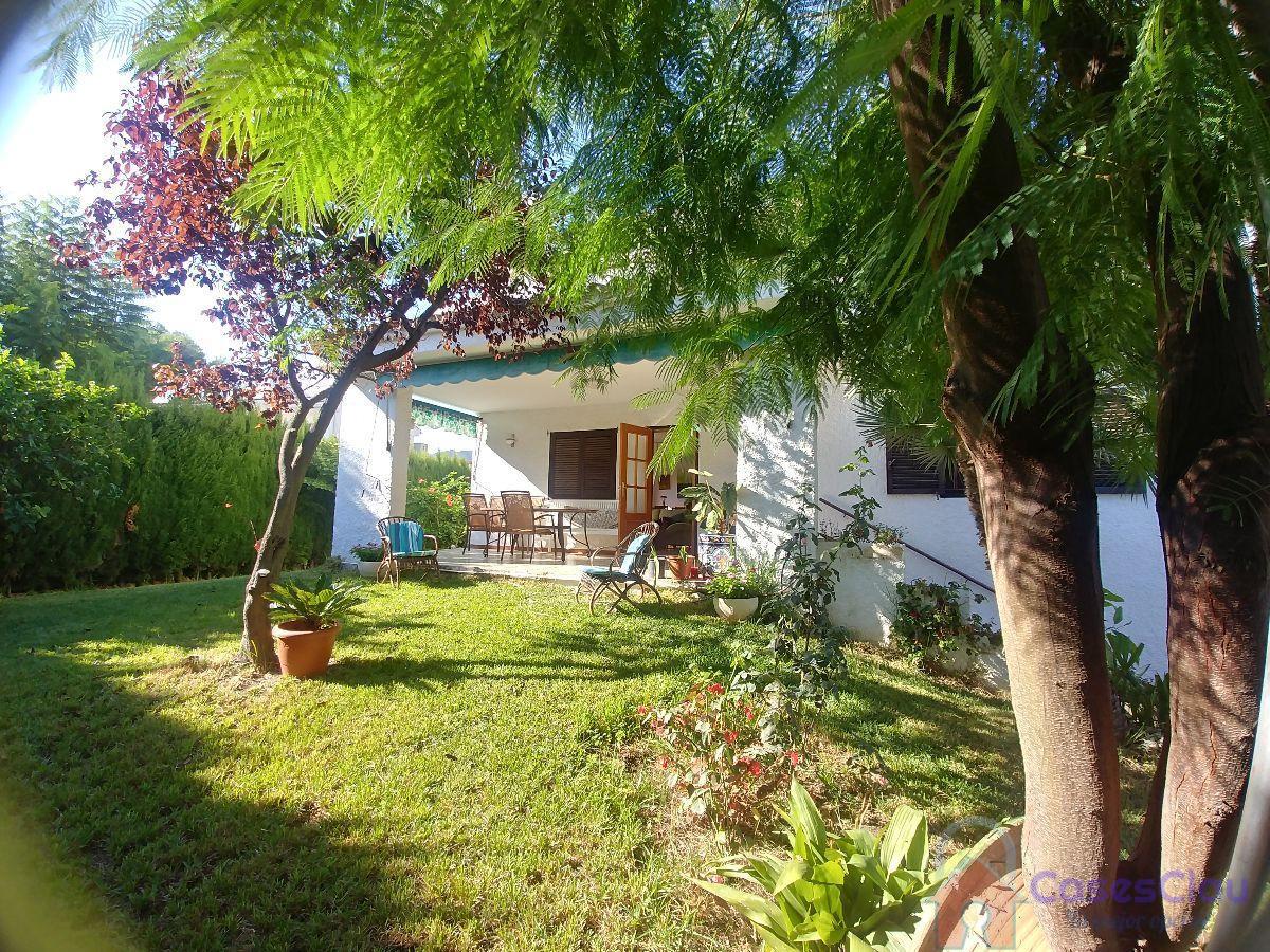 For sale of chalet in Benicasim
