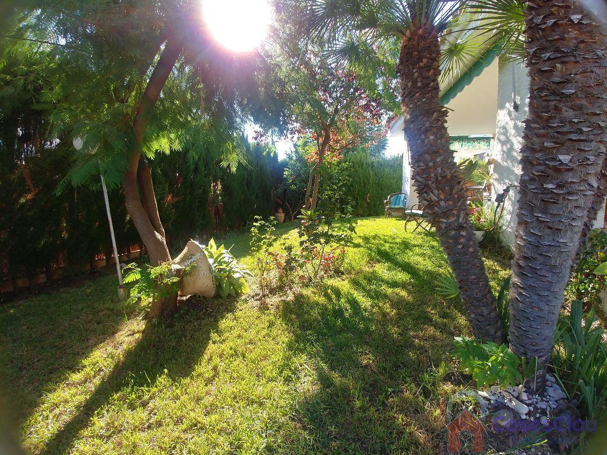 For sale of chalet in Benicasim