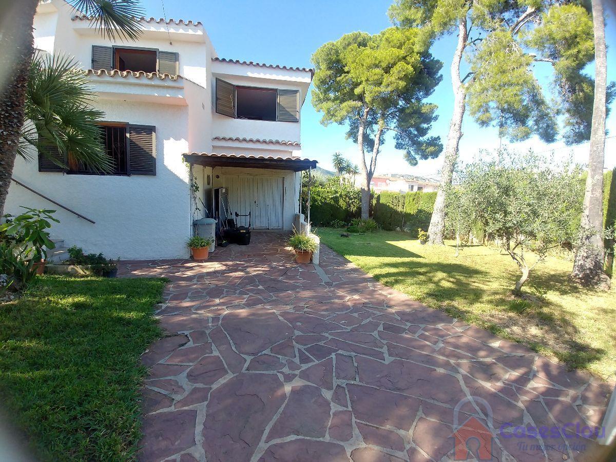 For sale of chalet in Benicasim