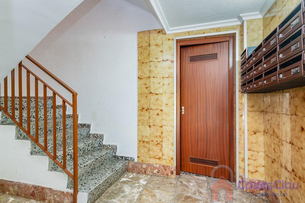 For sale of flat in Castellón