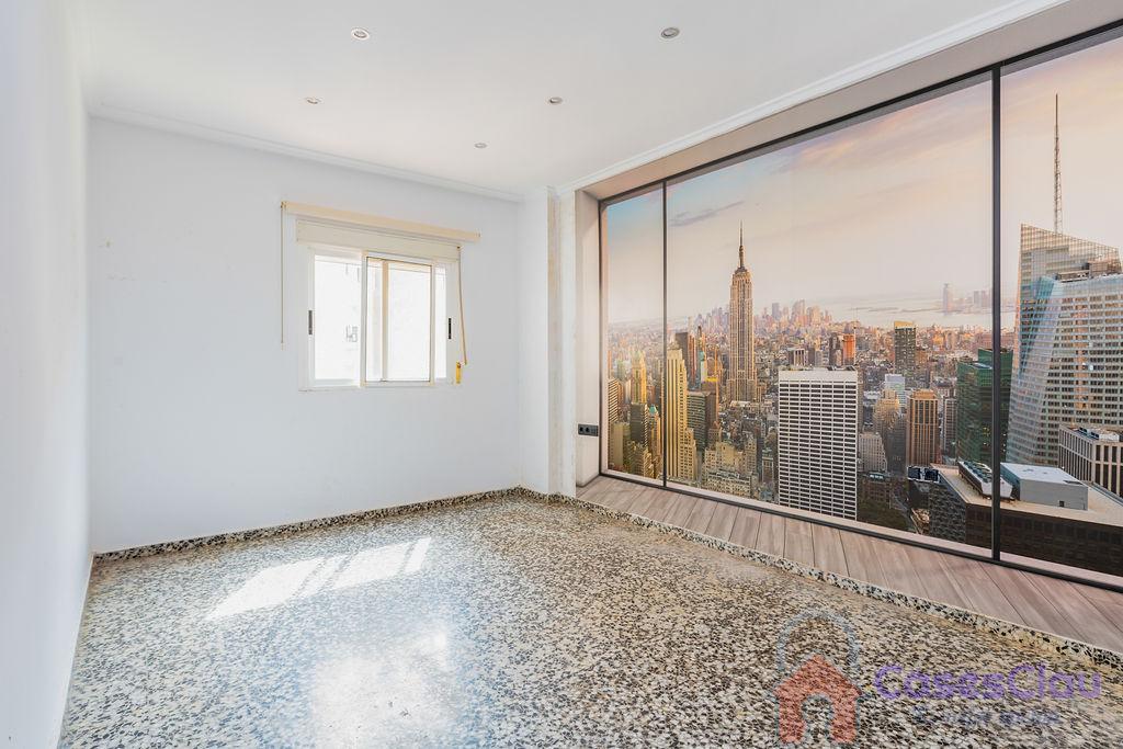 For sale of flat in Castellón