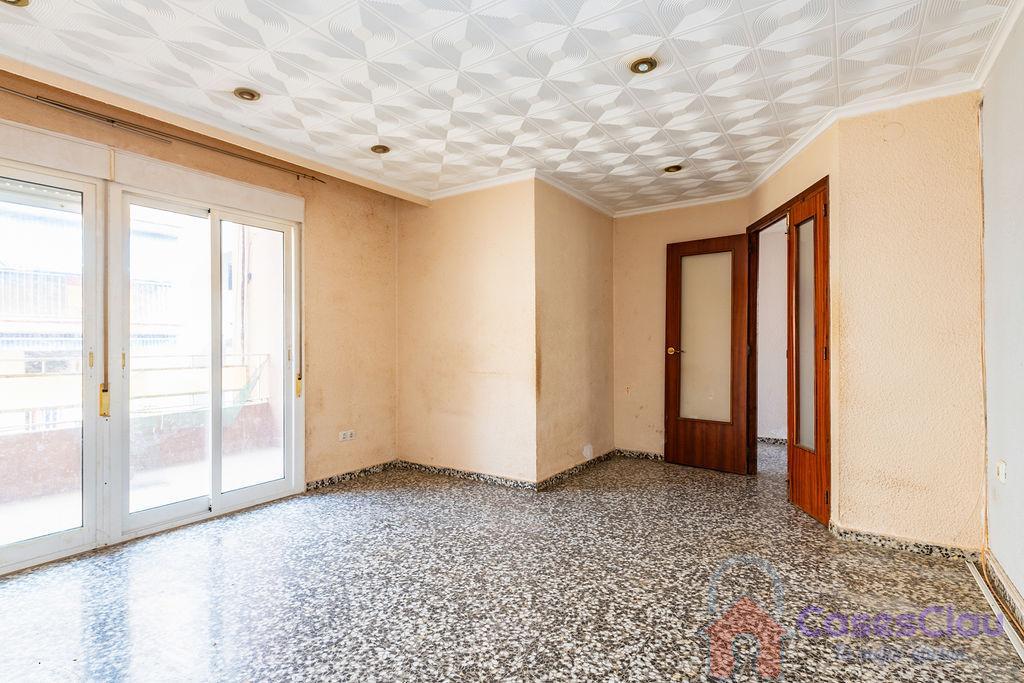 For sale of flat in Castellón
