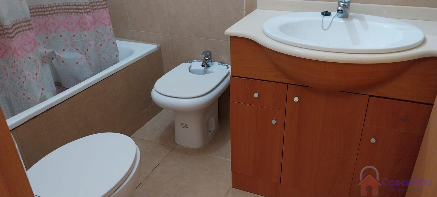 For sale of flat in Cabanes